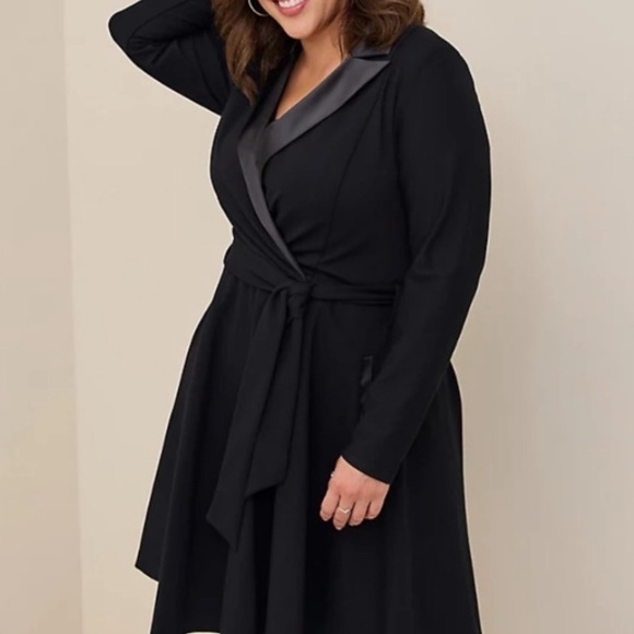 TORRID MINI TUXEDO DRESS - Picture 4 of 7